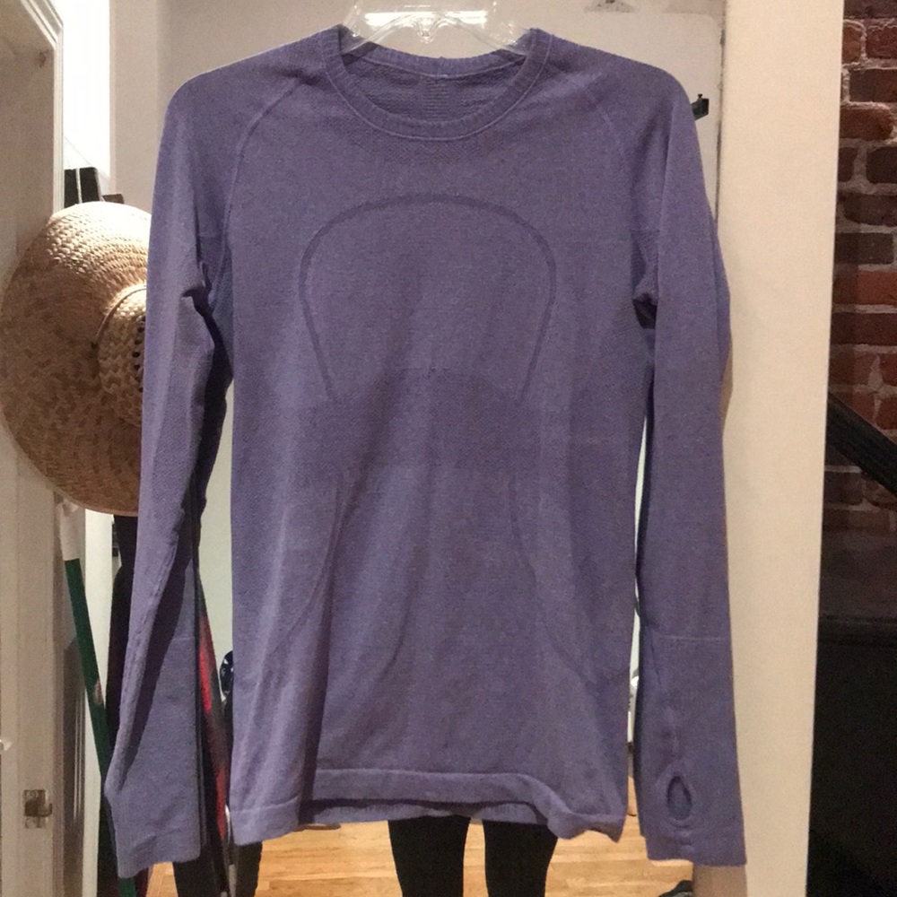 Luluemon Long Sleeve Swiftly